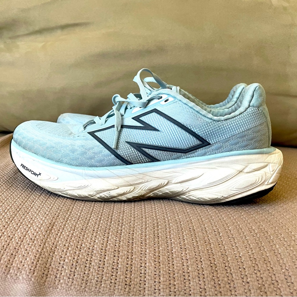 New Balance Fresh Foam X 1080 v14 Mens 9.5 Light Blue Running Shoes M1080D11